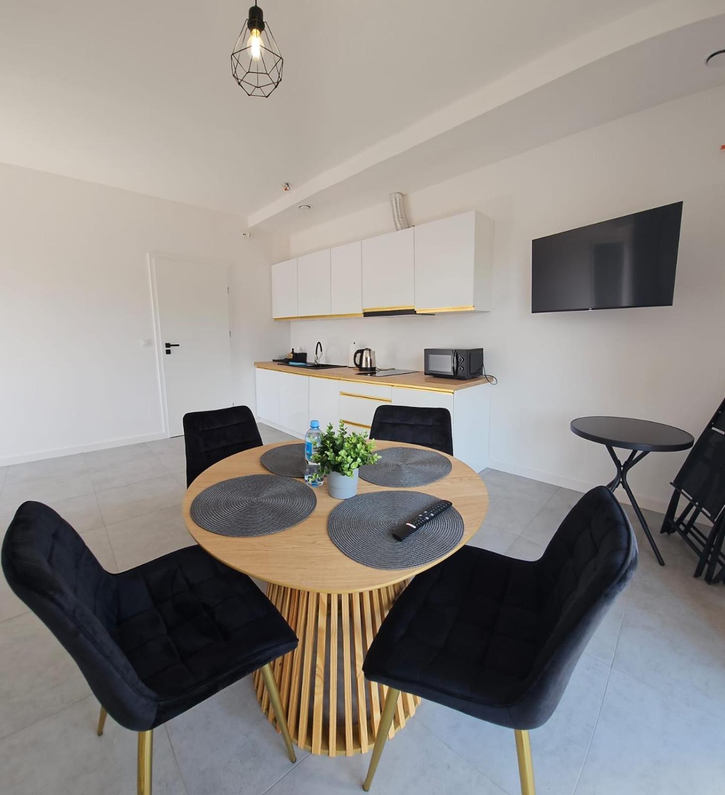 Zlote Sady Apartamenty Na Mazurach Z Widokiem Na Jezioro Mikołajki المظهر الخارجي الصورة